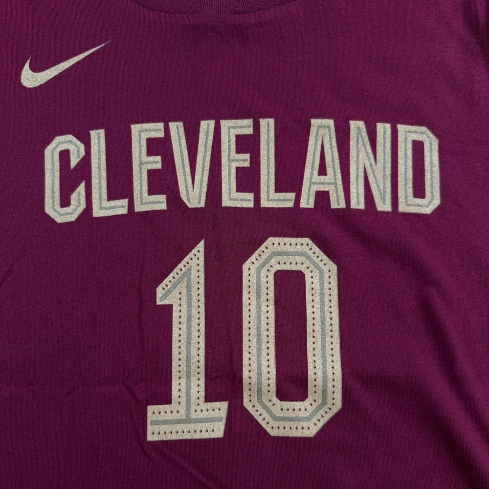 Nike Cleveland Cavaliers Darius Garland 10 NBA T-Shirt boys Medium 10-12 sporty